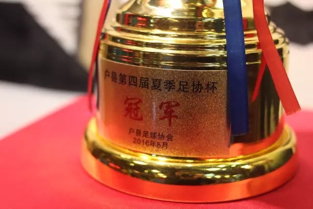中超-泽卡2射2传克莱伯双响难救主 泰山4-3险胜玉昆