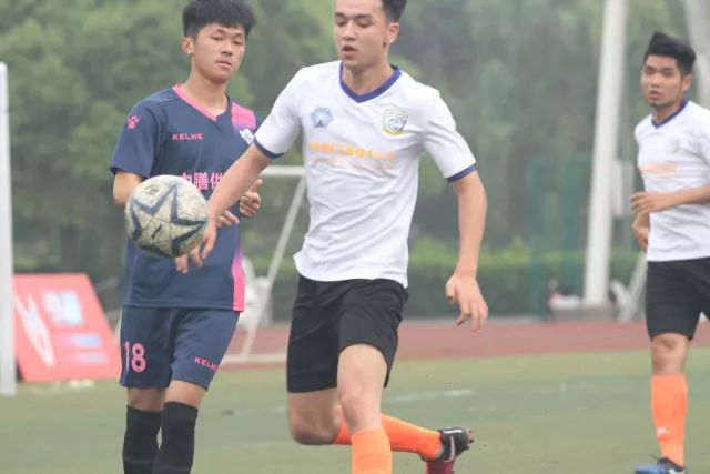 罗马训练更新：佩莱格里尼复出，马伦等仍缺席